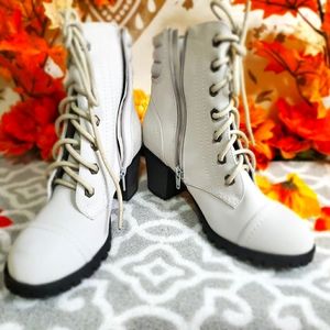 Baxter off-white Faux Fur lined Booties